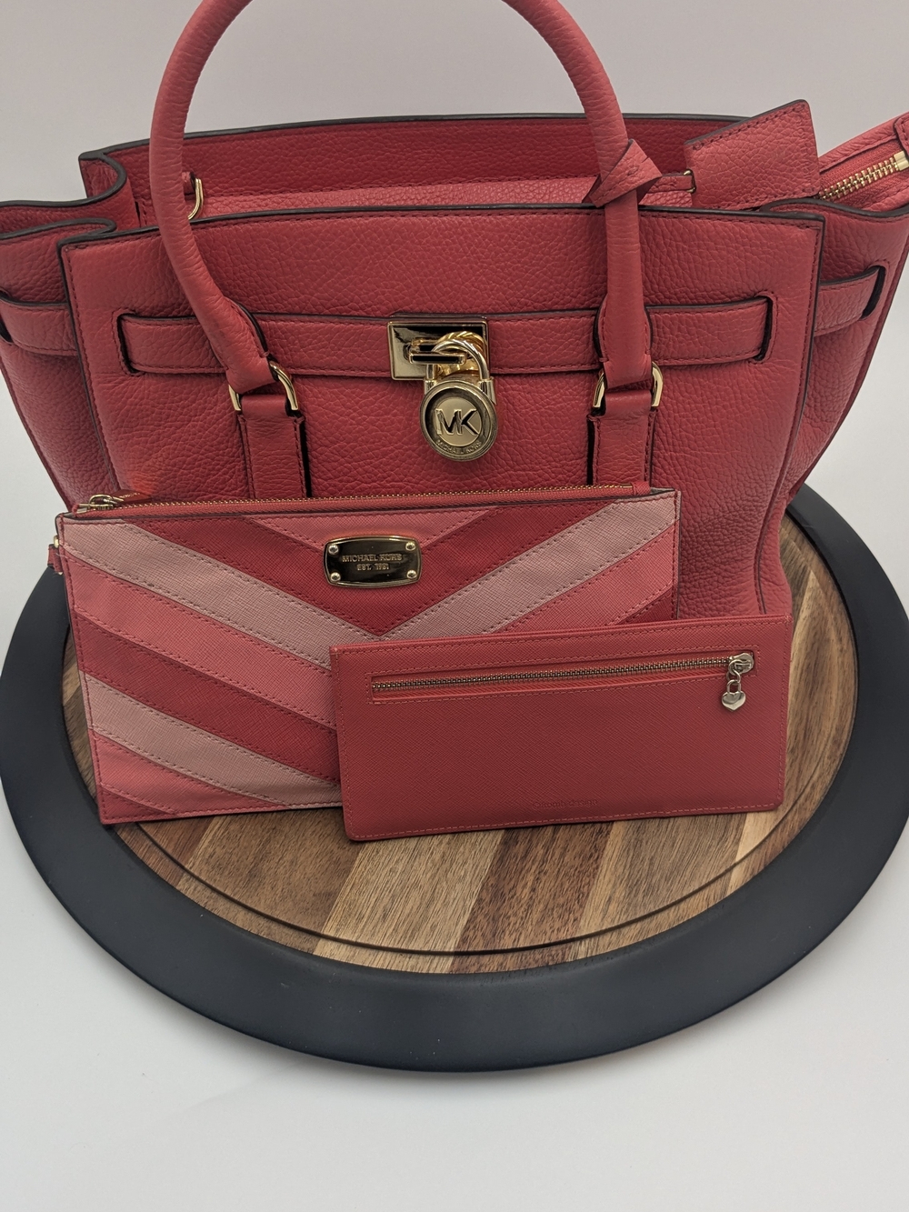 Michael Kors Hamilton Large Pebbled Leather Satchel Coral Wristlet &Card Holder